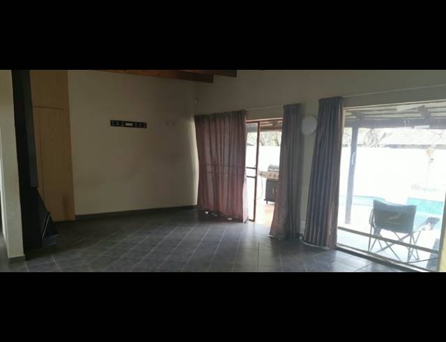 4 BEDROOM HOUSE FOR SALE IN ELANDSRAND